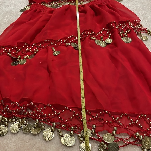 Belly dancing costume belah in red with gold accents - Picture 7 of 9
